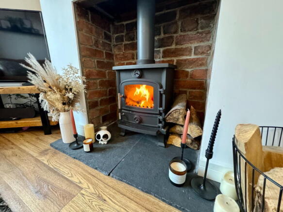 3 bed Semi-Detached for sale Image 11