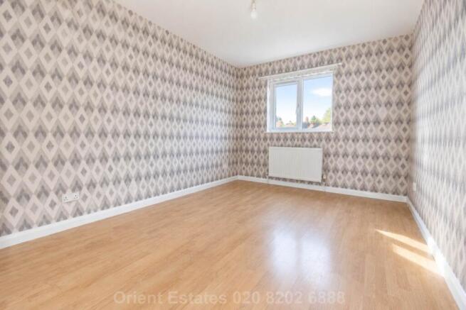 Cypress Lodge,    Brent View Road, London photo 4