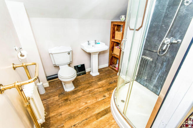 Ensuite