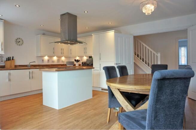 Kitchen/Dining Room