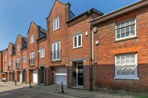 3a, Staple Gardens, Winchester SO23 8SR