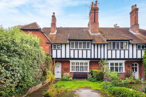 Portsmouth Road, Guildford, GU2