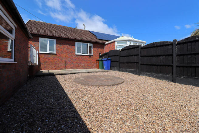 2 bed Bungalow for sale Image 11