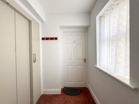 Apartment 4, Snaefell House (7).jpg
