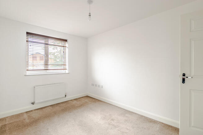 2 bed Flat for sale Image 8