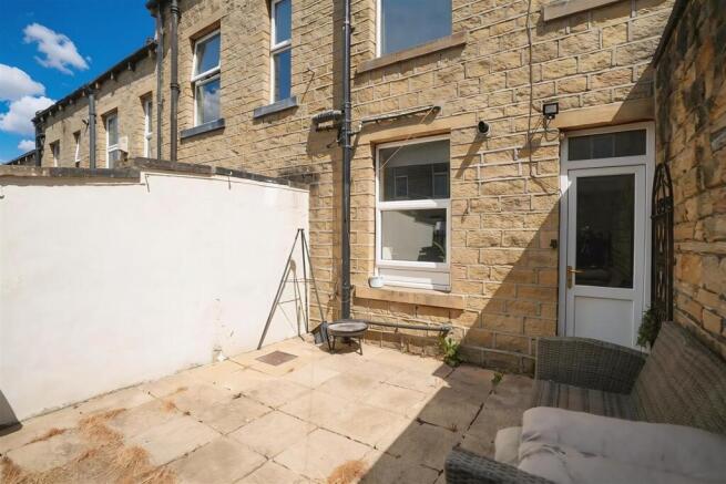 3 bed Terraced for sale Image 4