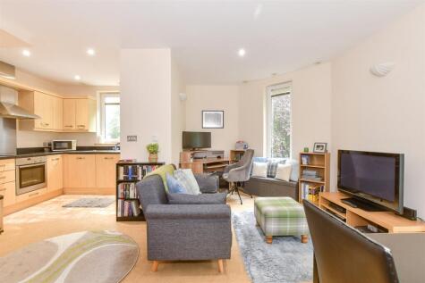 New Dover Road, Canterbury, Kent