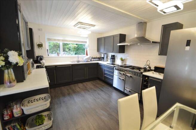 Kitchen / Diner