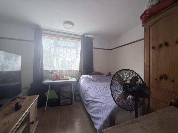 1 bed room to rent Titchfield Road, Carshalton SM