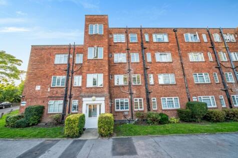 Garden Close, Ruislip, HA4