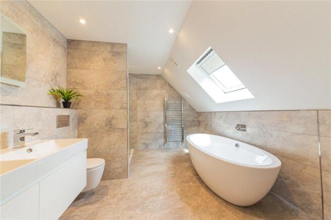 Loft Room En Suite