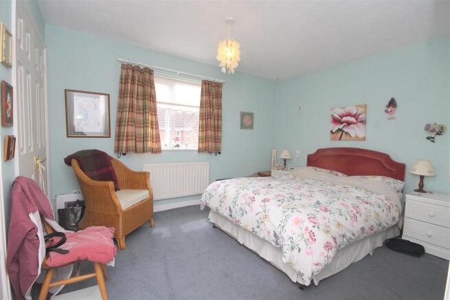 bed11.JPG