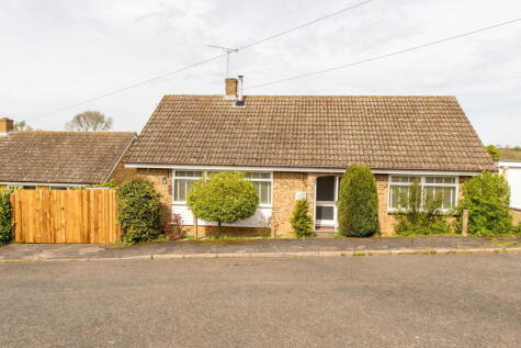 6 Browns Close, Hitcham