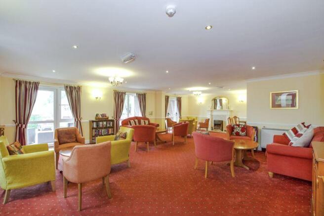 COMMUNAL LOUNGE