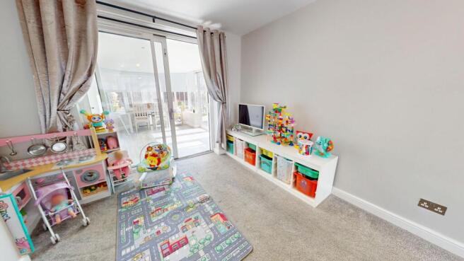 3 bed Semi-Detached for sale Image 6
