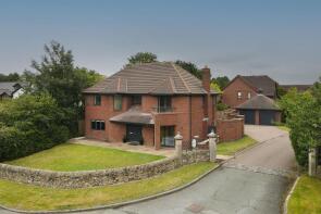 1, Holmlee Way, Macclesfield SK10 4BQ