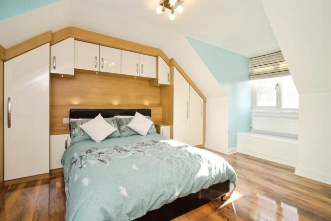 3 bed Detached Bungalow for sale Image 8