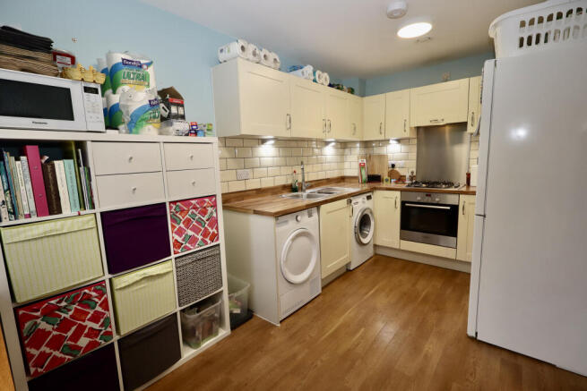 Dining kitchen