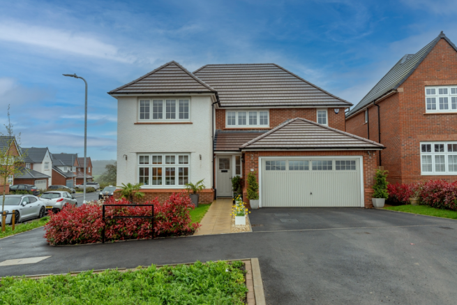 Hen Chwarel Drive-2
