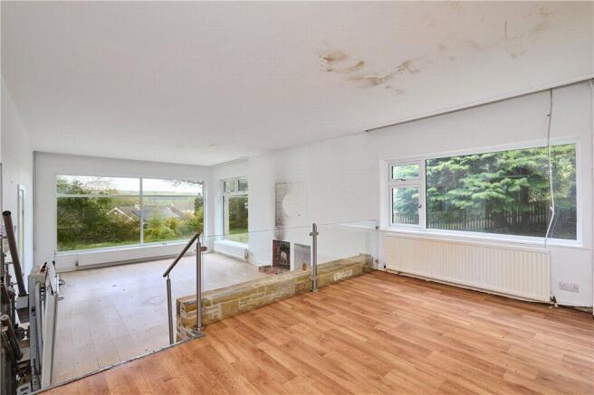 Sitting/Dining Room