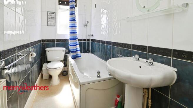 2 bed Terraced for sale Image 8