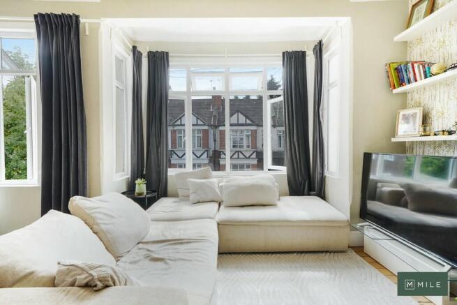 87 Drayton Road -...