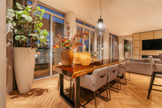 Dam 5 U 1012 JS AMSTERDAM image 3