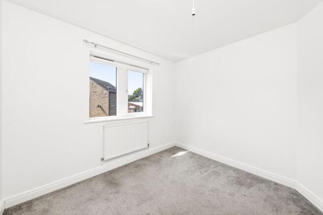 4 bed Detached for sale Image 10