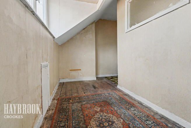 4 bed Terraced for sale Image 10