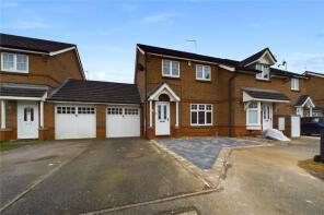 28, Thomas Chapman Grove, Northampton NN4 8RQ