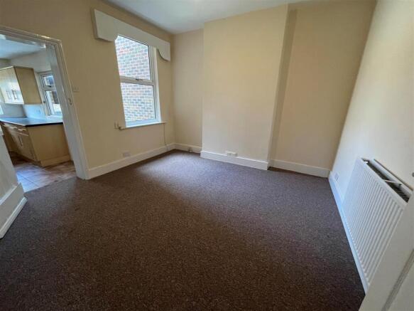 Back lounge.jpg