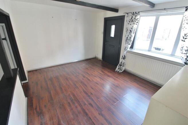 SITTING ROOM -