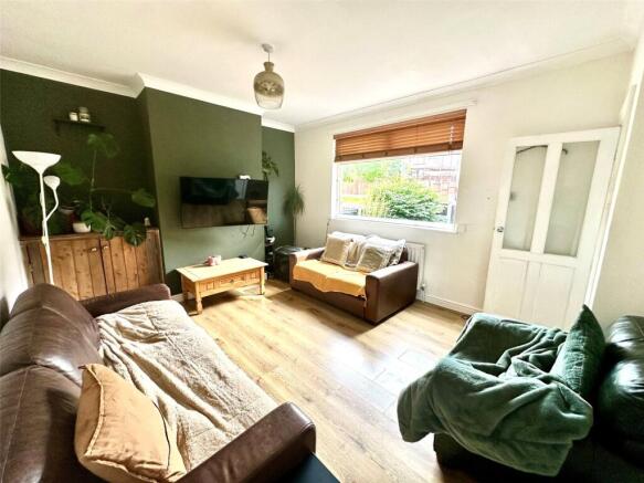 3 bed Semi-Detached for sale Image 2