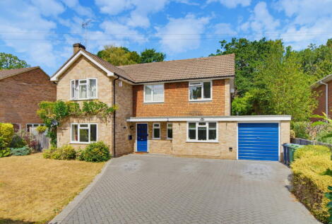Dartnell Park Road, West Byfleet, KT14