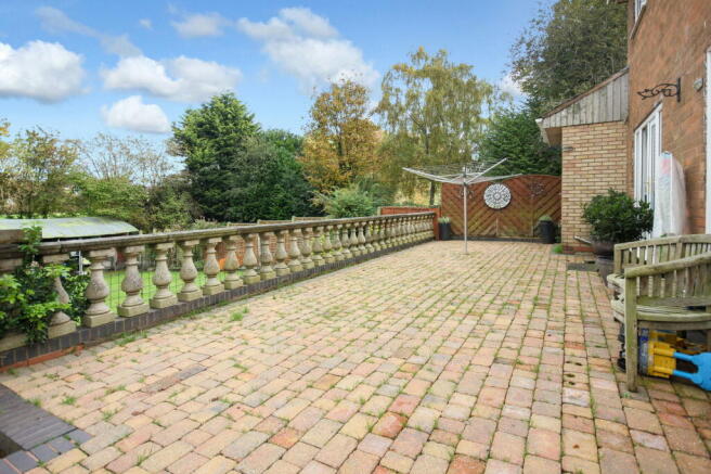 Photo 15