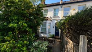 449, Cockfosters Road, Barnet EN4 0HJ