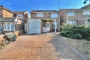 42, Warley Mount, Brentwood CM14 5EN