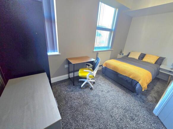 1 bed House Share to rent Image 4