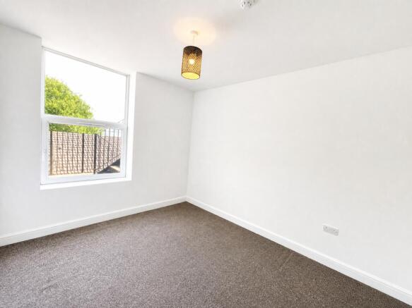 1 bed Flat to rent Image 5