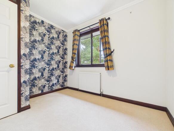 4 bed Detached to rent Image 11