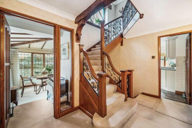 4 bed Detached for sale Image 5