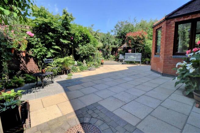 garden.jpg