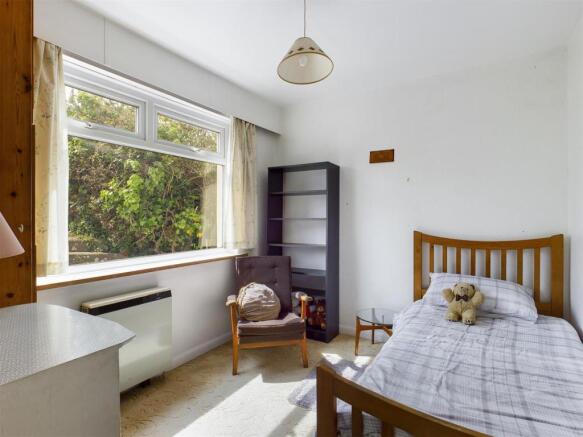 Rear gf bedroom.jpg