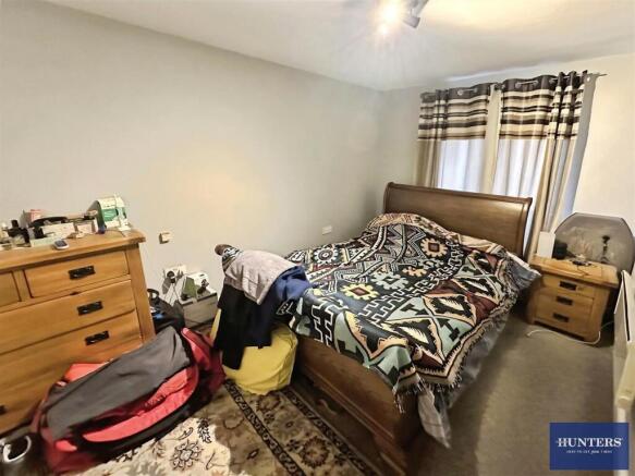 2 bed Apartment for sale Image 4
