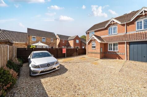 The Chase, Metheringham, Lincoln, Lincolnshire, LN4