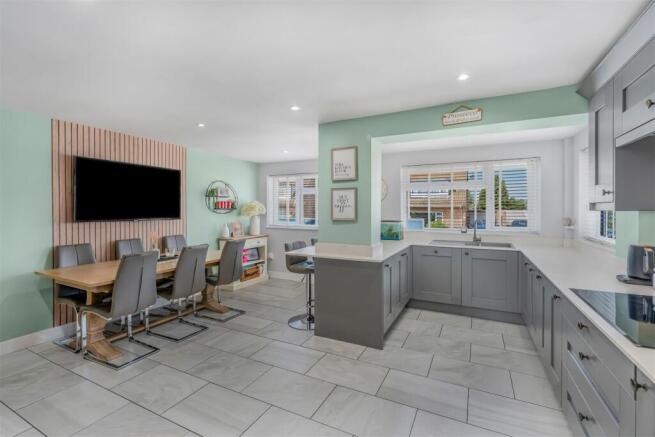17 Thornhill, Chacombe-7.jpg