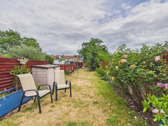 Rear Garden 0.jpg
