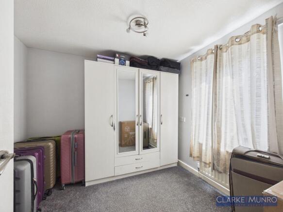 2 bed Flat for sale Image 7