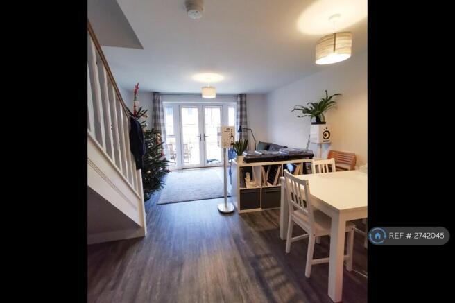 Open Plan Sitting / Dinning Area