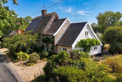 Cottages Hopton Road, Thelnetham, Diss